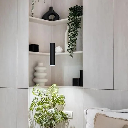 Majestic Downtown Apartament